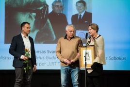 Apdovanojami geriausios 2017 m. televizijos dokumentikos laidos „Alfonsas Svarinskas“ autoriai Andrius Gudauskas ir Juozas Sabolius