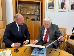 Remigijus Bimba ir Lietuvos prezidentas Valdas Adamkus