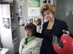 Aktorės Donata Rinkevičienė ir Gabija Ryškuvienė televizijos  laidoje „Dviračio šou“